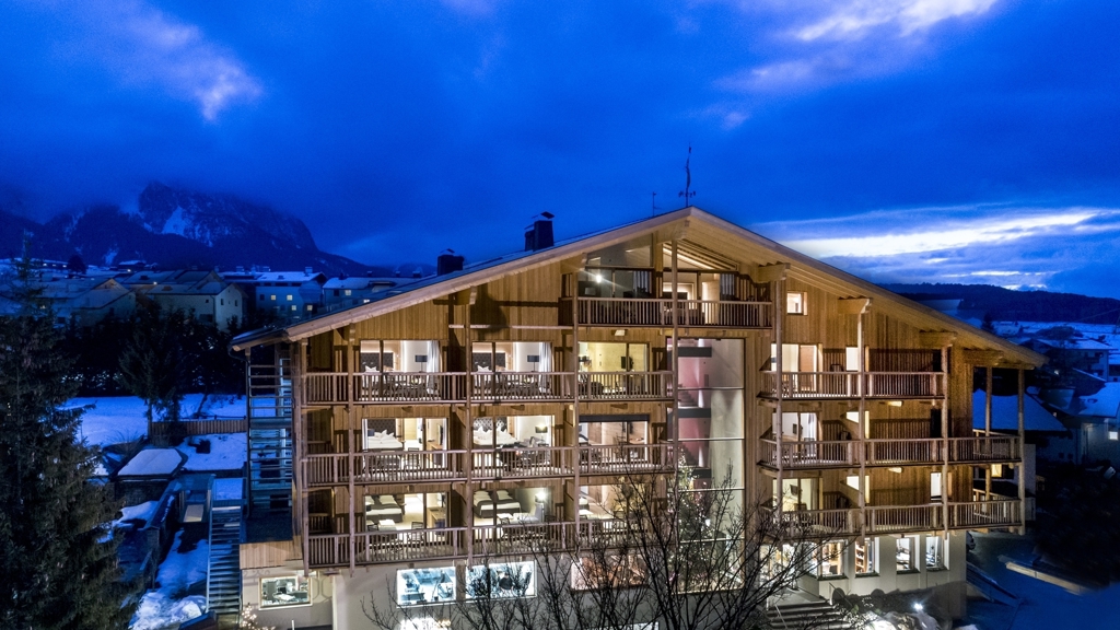 Hotel Madonna Alpine & Charm - Hotel in Kastelruth at Seiser Alm-Schlern / South Tyrol