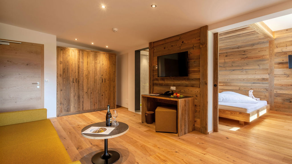 Panorama Suite.jpg