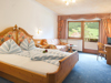 17-10-im-Foto_Zimmer-3305.jpg