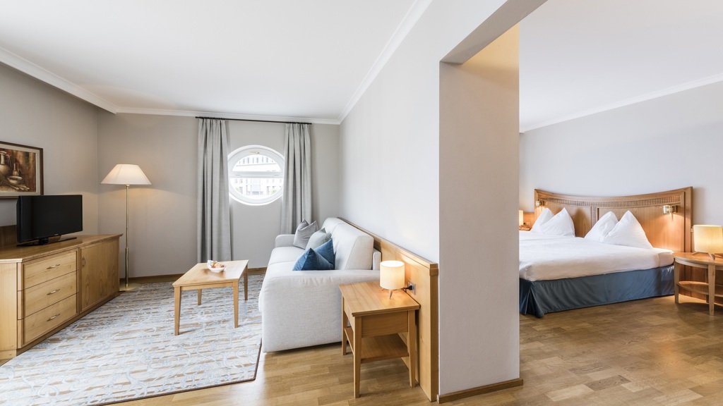 Suite (C) Hannes Niederkofler_HQ-8710.jpg