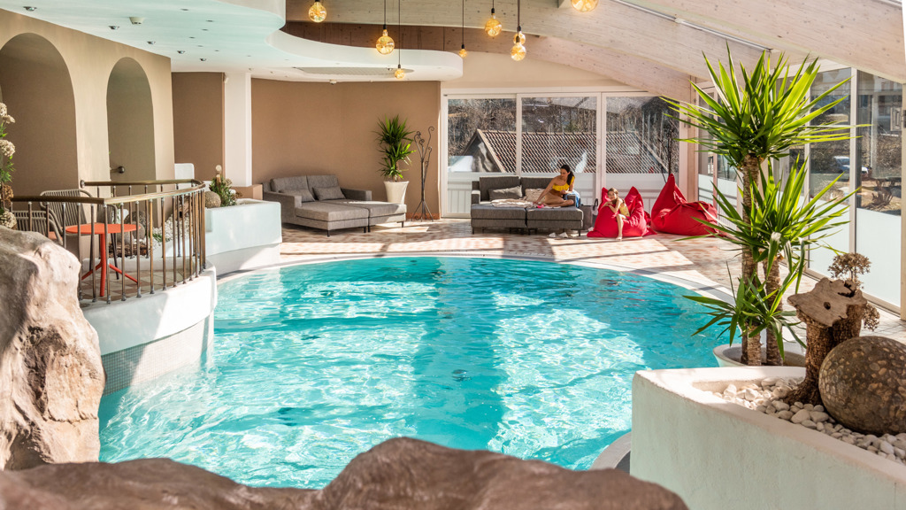 Hotel Post Schwimmbad.jpg
