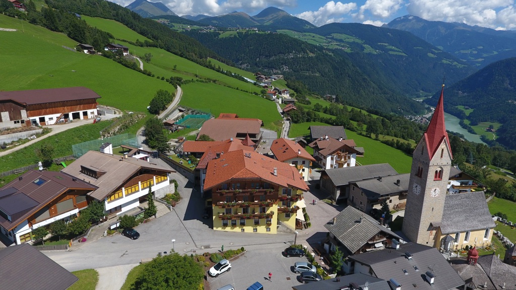 Hotel Senoner - Hotel in Spinges im Eisacktal / Südtirol