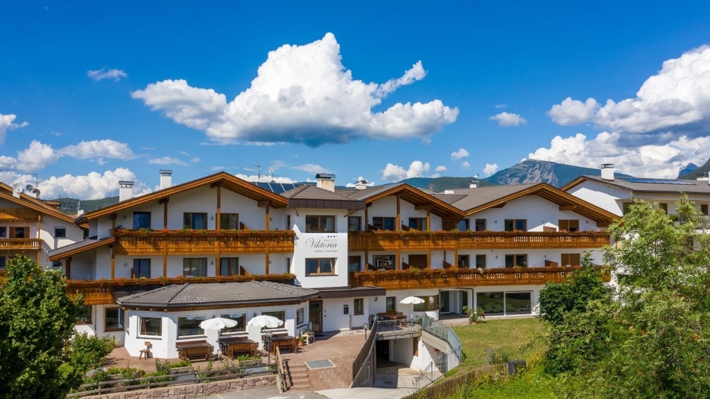 Aparthotel Viktoria - Apartment / Residence in Kastelruth at Seiser Alm-Schlern / South Tyrol