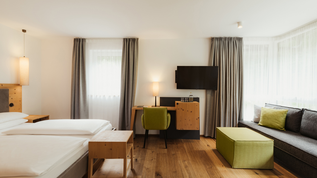 AlexMoling_HotelWaldrast-2.jpg