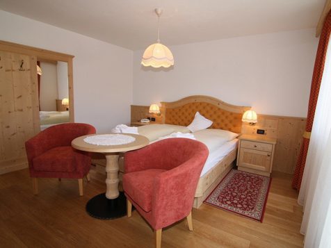 Superior room image 5