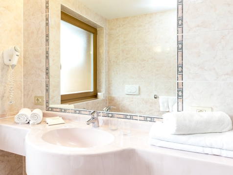 superior room with panorama view image 5