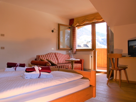 superior room with panorama view image 9