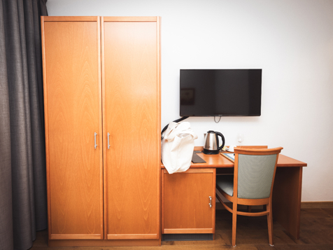 Superior single room image 4
