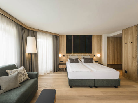 Superior Zimmer-1