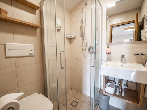 THREE BED ROOM WITH SOUTHWEST BALCONY image 4