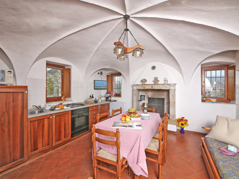 Three-Room Apartment-11