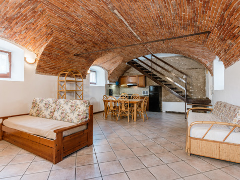 Three-Room Apartment-3