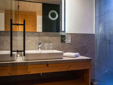 Tirol Superior Suite Deluxe image 3