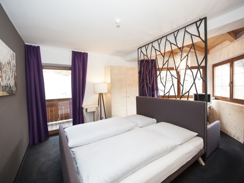 Tiroler Doppelbettzimmer image 3