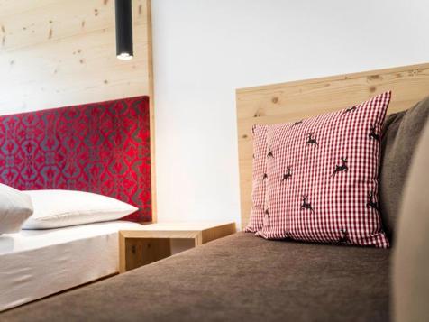 Tiroler Doppelbettzimmer image 6