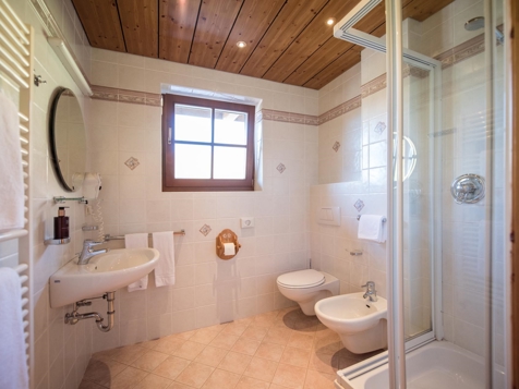 Tiroler Zimmer image 3