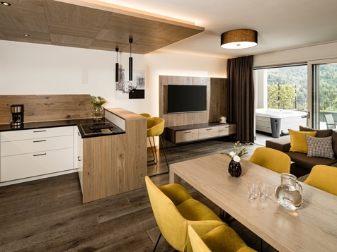 Typ 15 - Two Bedroom Suite Terrasse & Whirlpool image 1