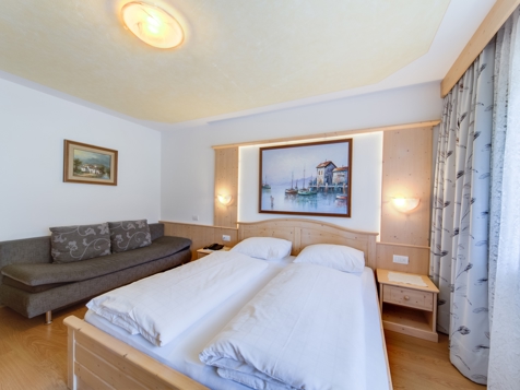 Tyrolean comfort room image 7