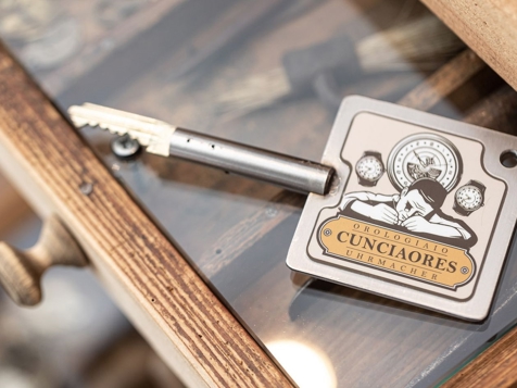 Uhrenmacher (watch maker) image 3
