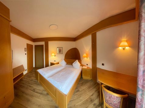 Unsere Doppelzimmer image 14