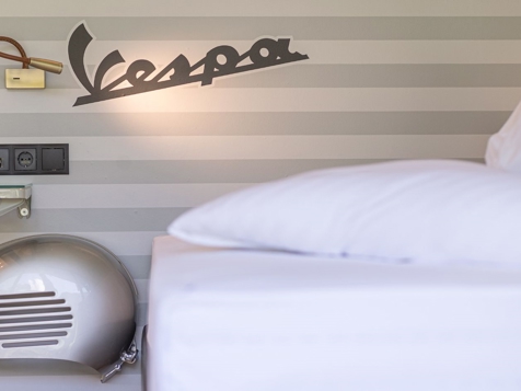 Vespa image 3