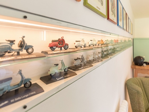 Vespa image 4