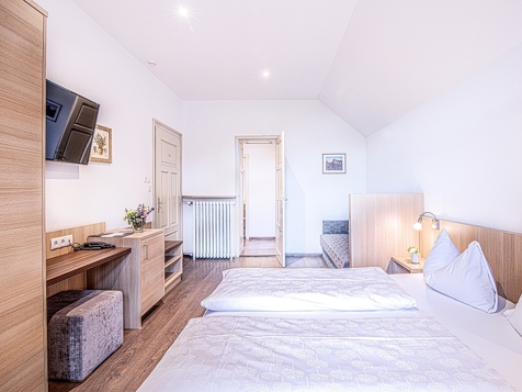 Vierbettzimmer image 1