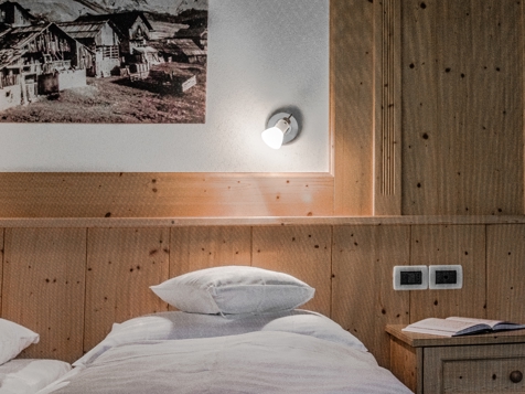 Vierbettzimmer Superior mit Sicht La Varella image 15