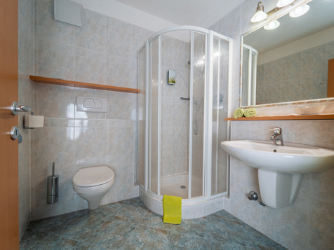 VINSCHGAU DOUBLE ROOM image 3