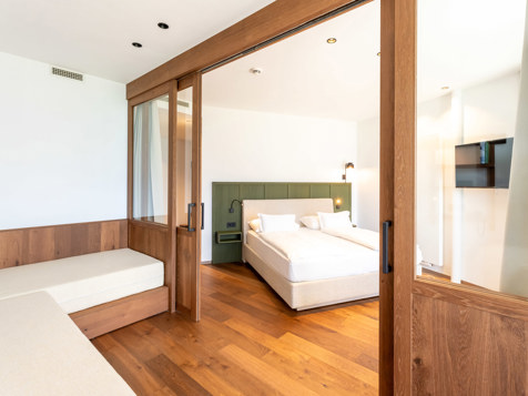 Weinberg Suite 212 in der 2. Etage image 3