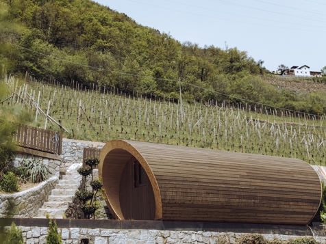 Wine Barrel Lodge image 5
