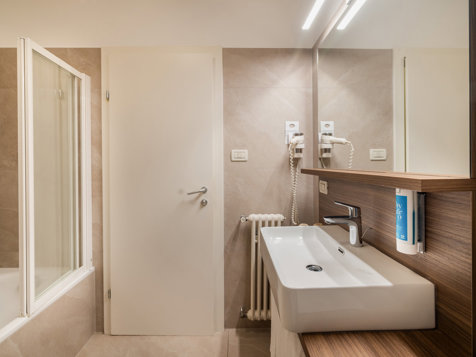 Zimmer Basic image 4