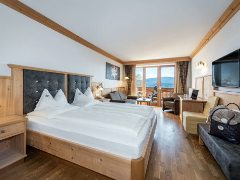 Zimmer Edelweiss image 1
