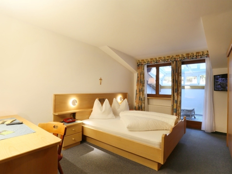 Zimmer mit Waldblick image 4