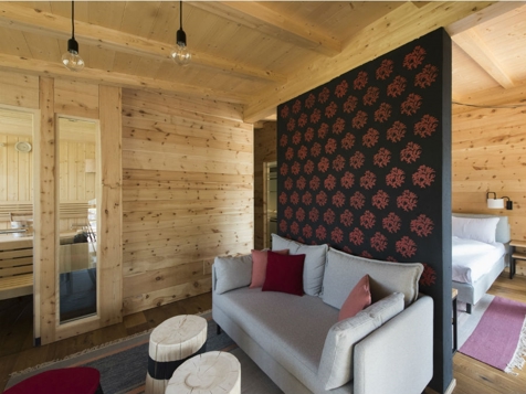 Zirben Suite Top image 3
