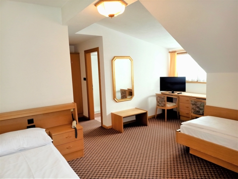 Zweibettzimmer Riverside image 3